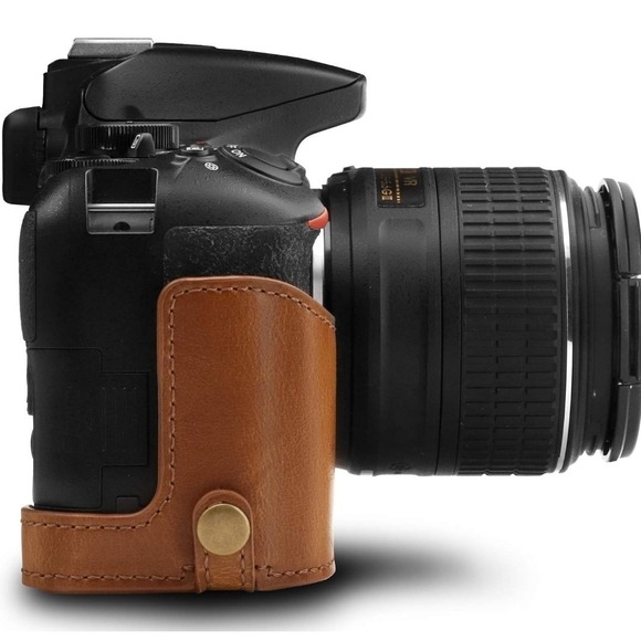 Mega Gear MG1536 Ever Ready Leather Camera Case CompatibleWith Nikon D3500-Brown - Picture 4 of 9